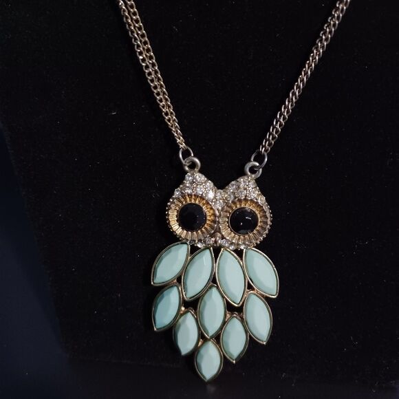 Vintage Blue Owl Pendant on Silver-Toned Chain, 28" - Picture 2 of 3